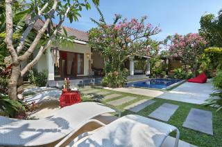 Villa Agni - Newly renovated tropical villa in peaceful location a short walk from the best of Seminyak - Seminyak - 4