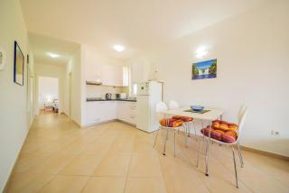 Bright Apartment in Vrsi with Terrace and Garden, 65 m² - Vrsi - 7