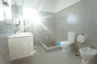Modern apartment in Estói with shared pool. - Estói - 5