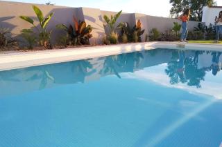 Modern apartment in Estói with shared pool. - Estói - 3