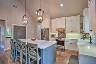 Game Room and Lake Tawakoni Access Family Getaway! - 5