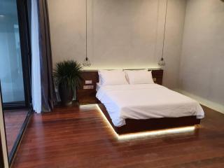 Luxurious Georgetown Townhouse in Core Zone - George Town - 2