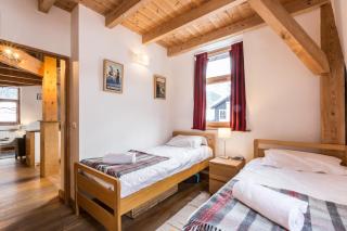 Apartment Vila 2 - Charming 2 Bedroom Haven in Chamonix - 1