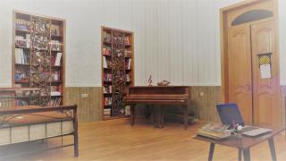 Kutaisi Center Guesthouse - 5