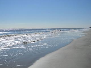Updated Granite Stainless Steel New Tile Bikes & Beach Gear included - 5