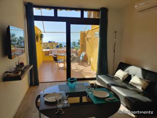 Sunny Place Playa Arena by HelloApartments - Puerto de Santiago - 6