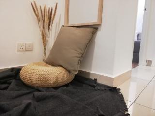 Subang City Residence, 8-9 pax with Balcony, Walking Distance to Summit, 5min to Sunway - Subang Jaya - 3