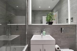 Luxury 1 Bed Flat in St Albans, Modern, WiFi, Six Minutes from Train Station - St. Albans - 5