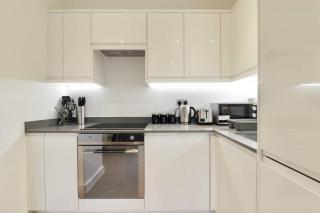 Luxury 1 Bed Flat in St Albans, Modern, WiFi, Six Minutes from Train Station - St. Albans - 6