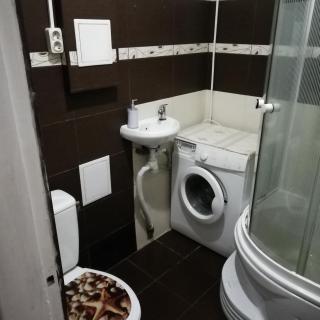 2к. Центр возле Гуливера.Бассейная 10 - Kiev - 3