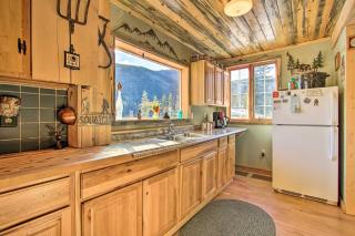 Sasquatch Inn Retreat Near Fishing and Hunting! - Wise River - 1