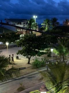 CASA NA PRAÇA DE AREMBEPE - 2
