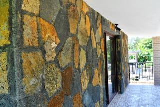 Modern Apartment with Garden and Lake View in Riambel - Riambel - 3