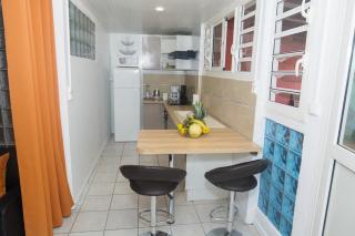 Appartement moderne à Fort-de-France, terrasse équipée, 50 m². - Fort-de-France - 7