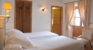 Hotel Puerta de la Luna - 3
