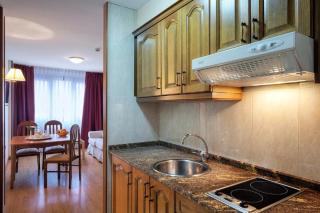 Hotel y Apartamentos Arias - Navia - 9