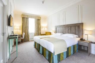 Astor Court Hotel - 5