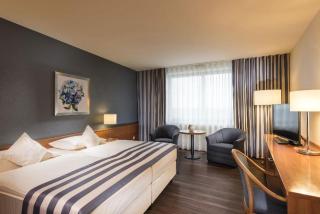 Maritim Hotel Ulm - Ulm - 4