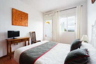 Hotel Las Errizas by Vivere Stays - 3