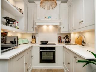 Charming Luxe 1-Bed by Highbury Fields Tube - Pass the Keys - 9
