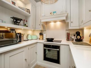 Charming Luxe 1-Bed by Highbury Fields Tube - Pass the Keys - 4