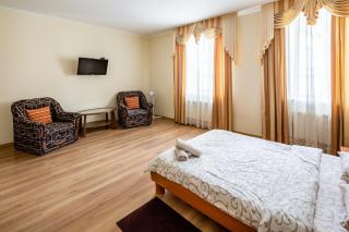 Apartment On Yana Zhizhky - Lwiw - 9