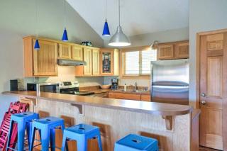 SKI IN, WALK OUT! The perfect mountain retreat! - 1