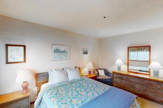 Nye Beach Lighthouse Vista - 3