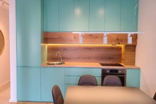 Luxury Green Apartment - Center - Balcony View - Free Parking - 5