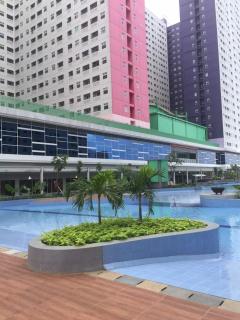 Apartemen Studio Mewah Daily Rent Green Pramuka City Jakarta - Giacarta - 5