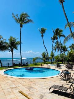 Apartamento em Frente ao Mar e na Vila - Praia do Forte - 0