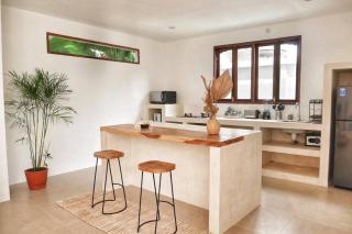 Charming 3 bedrooms villa in the heart of Canggu, Echo Beach - Canggu - 8