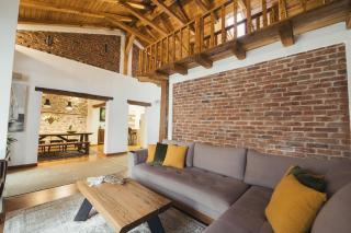 Four Season Maison - 9