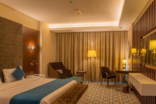 Royal Crown Hotel - 3