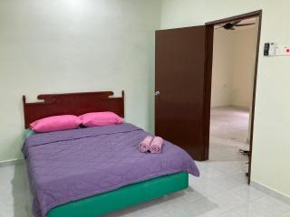 Hanna Homestay Kangar - Kangar - 8