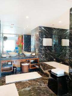InterContinental Marine Drive Mumbai by IHG - Mumbai - 5