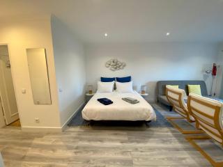 D. Ana Beach Studio - Lagos - 5