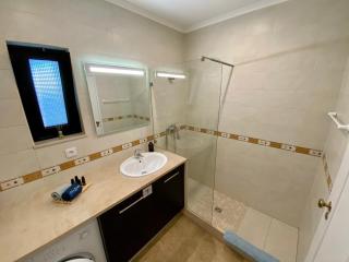 D. Ana Beach Studio - Lagos - 3