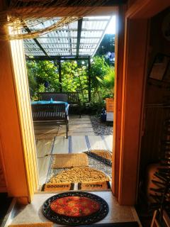 Ferienhaus mit riesen Garten, drei Terrassen, toller Aussicht am Waldrand, auch als Monteur-Wohnung - Hemer - 3