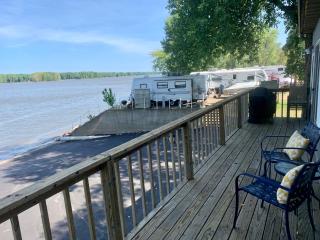 Mississippi River Cabin - Bellevue - 7