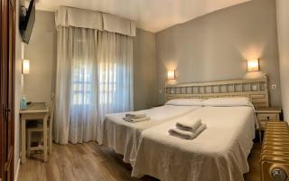 Hostal Restaurante Méndez - Villafranca del Bierzo - 3
