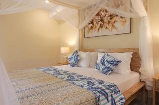 Sari House Ubud - Balinese Style Homestay - 2