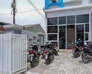 RedDoorz near Tamansari Shopping Center Salatiga - Port Elgin - 6