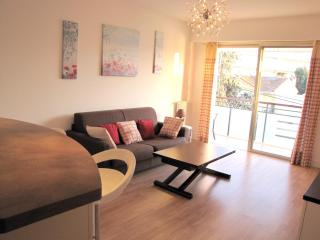 Appartement moderne à Antibes - 50 m² - Vue sur jardin - Antibes - 3