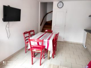 Maison accueillante à Solesmes avec terrasse et parking inclus - 4