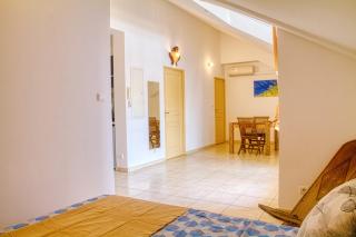 Studio confortable à Saint-Gilles, 36 m², vue montagne - Saint-Gilles-les-Bains - 9