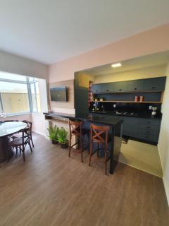 Apartamento Pé na Areia, Beira Mar, Balneário Camboriú - 8