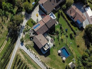 ROSTAGNI1834: VILLA WITH 2 APTS AND POOL IN THE BAROLO REGION - Novello - 4