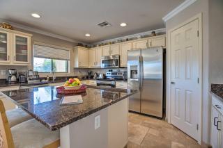 Sunny San Tan Valley Home with Grill on Golf Course! - San Tan Valley - 3