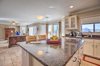 Sunny San Tan Valley Home with Grill on Golf Course! - San Tan Valley - 1
